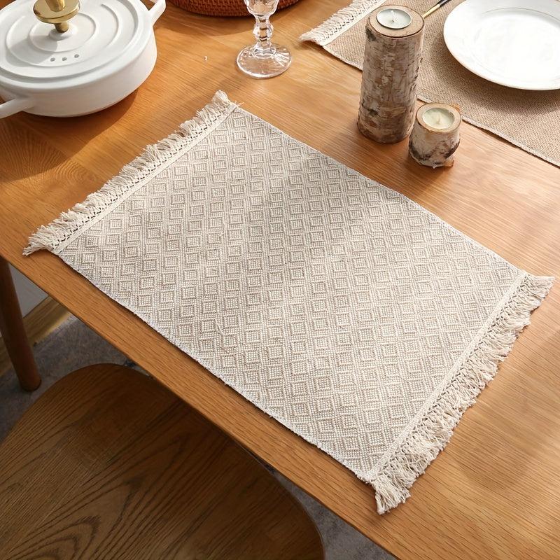 Scandinavian Style Jute Tassel Placemat Insulated Food Mat