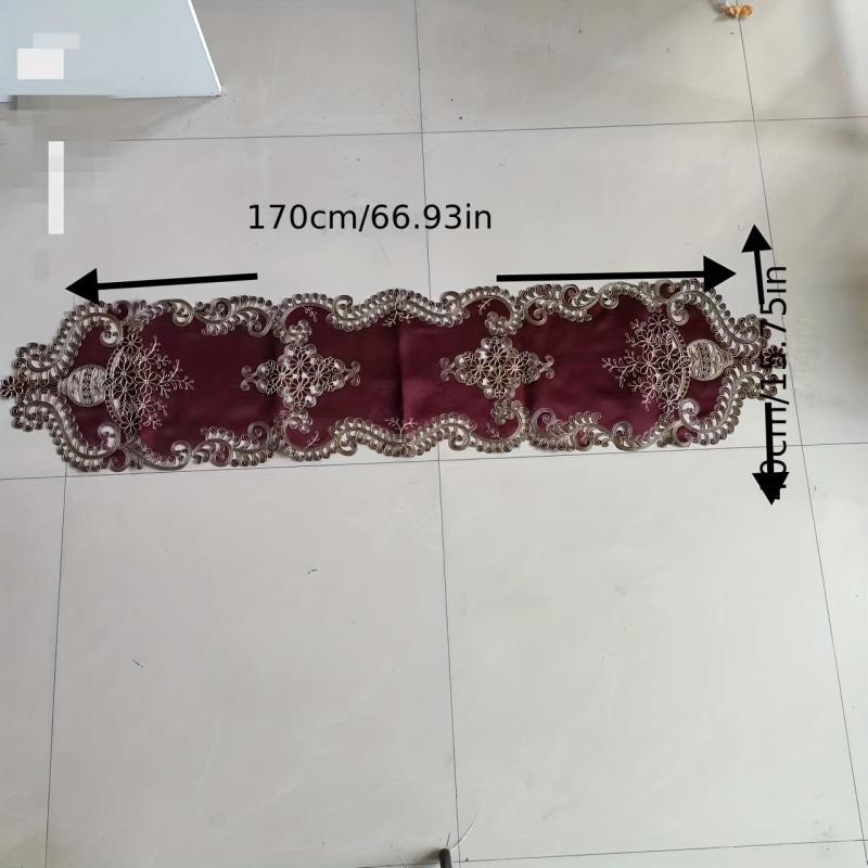 Polyester Table Runner European Embroidery Solid Table Cover