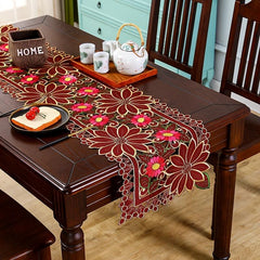 Polyester Table Runner Embroidered European Style Tablecloth Solid Cover