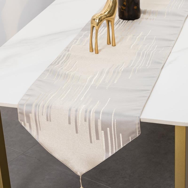 Polyester Table Runner American Tassel Jacquard Decoration Table Cloth