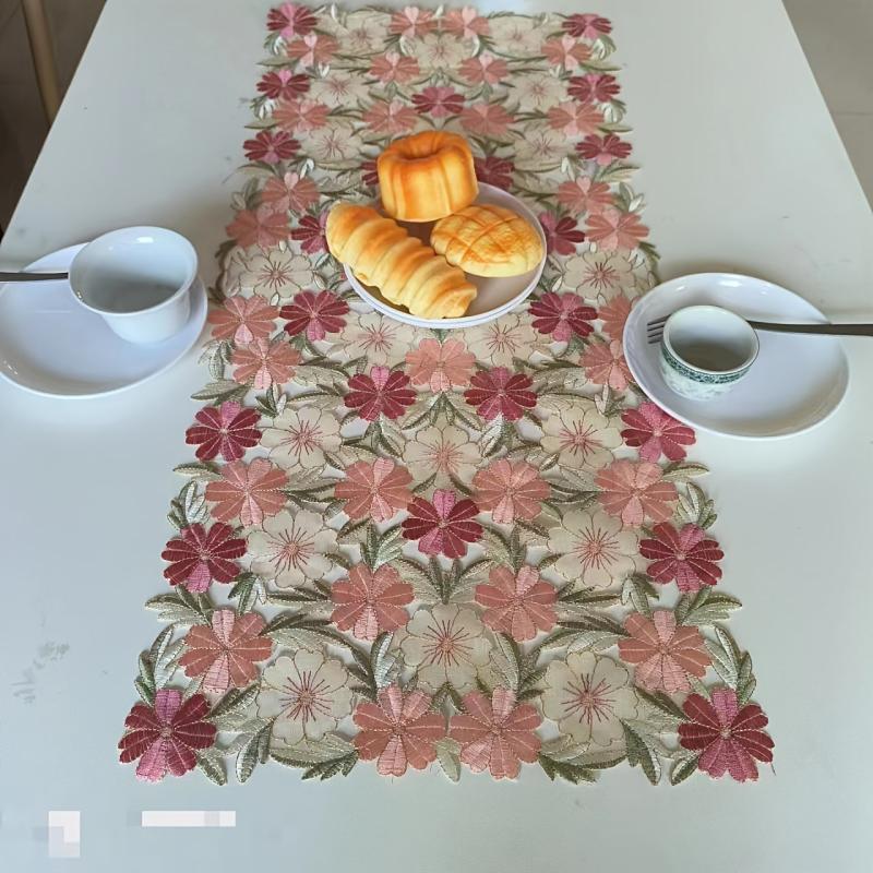 Pastoral Style Flower Embroidered Table Runner Set of 6