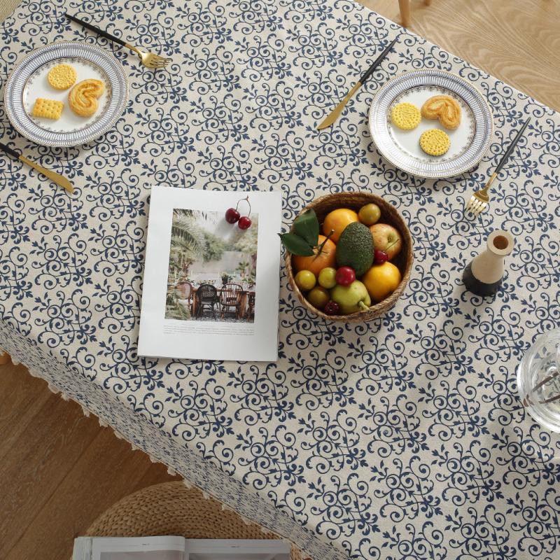 Retro Chinese and Porcelain Tablecloth for Parties, Weddings, 1pc