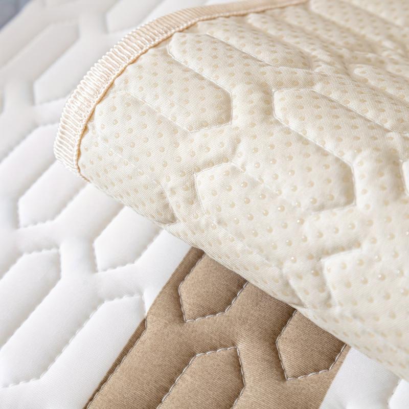 Cooling Ice Silk Sofa Cover Non Slip Latex Mat for Home Decor