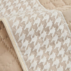 Houndstooth Waffle Quilted Sofa Cover