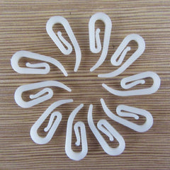 50pcs 6 Shape Curtain Hooks Window Hanger Curtain Poles Tracks Plastic Hooks