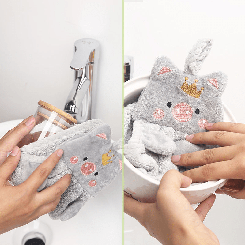 Coral Fleece Pig Pattern Hanging Towel Soft and Absorbent