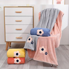 Soft Flower Pattern Bath Towel - Quick Dry & Absorbent - 55x12