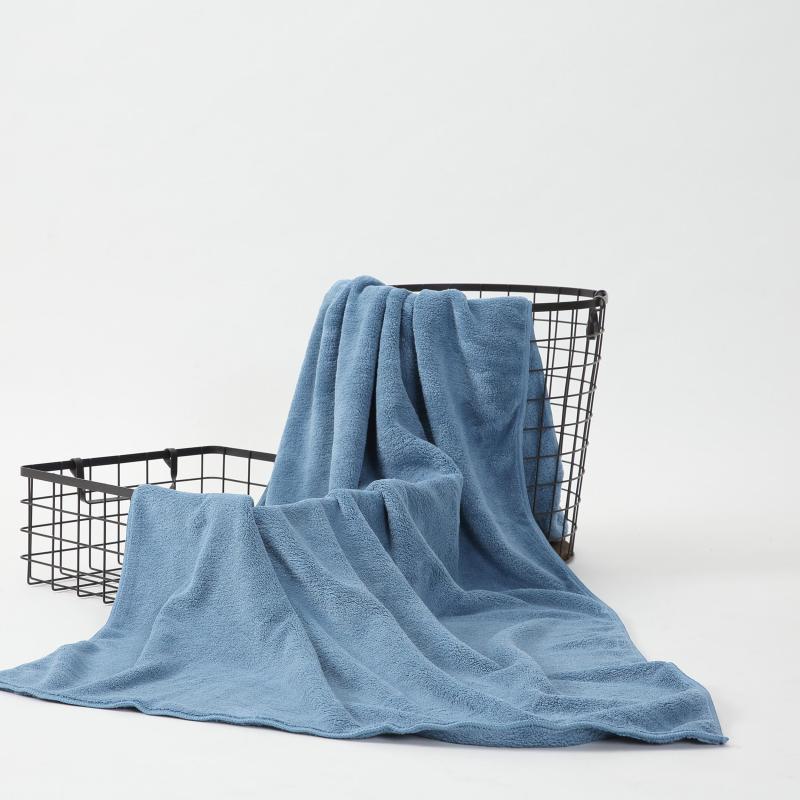 Soft and Absorbent Large Bath Towel for Hotel Spa Pool Camping Yoga