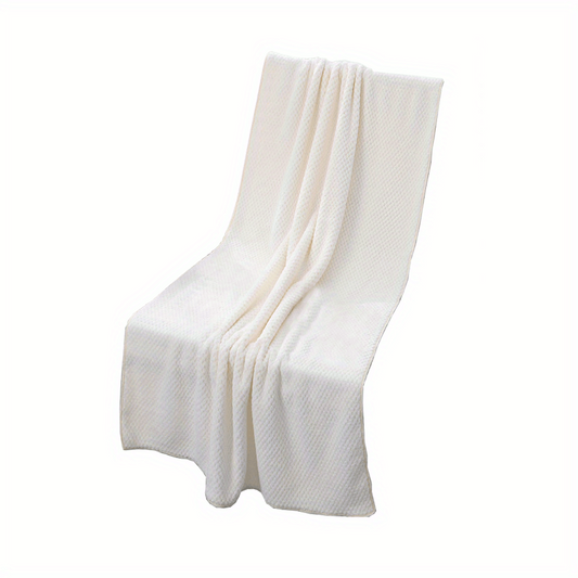 Soft Coral Fleece Bath Towel, Solid Color, Absorbent, Skin-Friendly