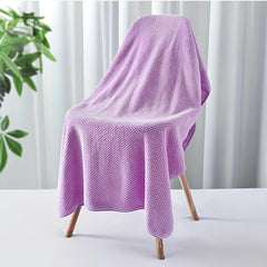 Soft Coral Fleece Bath Towel - Absorbent and Skin-Friendly - 70x140cm