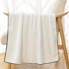 Embroidered Detail Bath Towel Soft Quick Drying Absorbent Towel