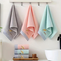 Leaf Pattern Hand Towel Strong Water Absorption