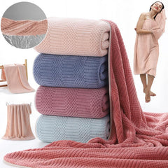Soft Coral Velvet Hand Towel for Home Bathroom - Quick Drying and Absorbent