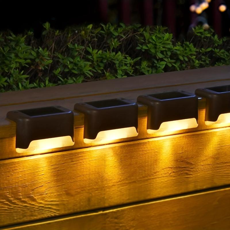 Solar Garden Lights 4 Pack Waterproof Outdoor Decorate Lights