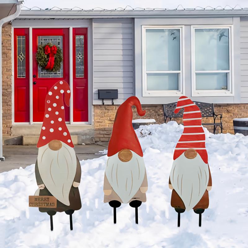 Metal Faceless Santa Claus Garden Stake Yard Art Outdoor Decoration