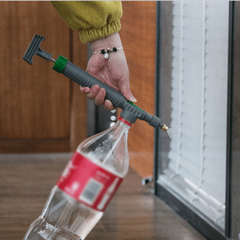 Manual Air Pressure Sprayer Adjustable Beverage Bottle Sprinkler
