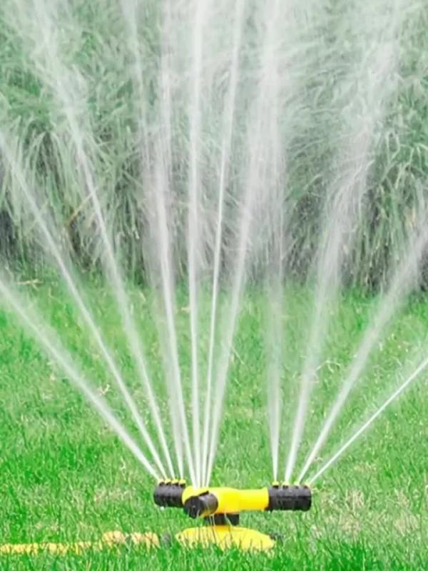 360u00b0 Rotating Tripod Sprinkler for Irrigation