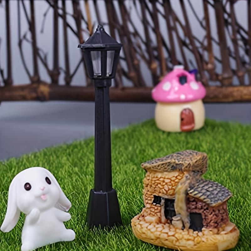 10pcs Mini Street Light Model Train Post Lamp Outdoor Dollhouse Decor