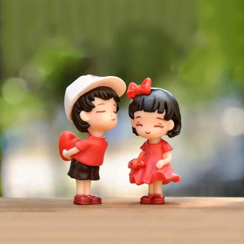 2pcs Sports Hat Resin Crafts for Outdoor & Home Garden Decoration