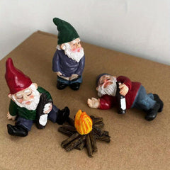 4pcs Drunk Gnome Garden Figurines Set
