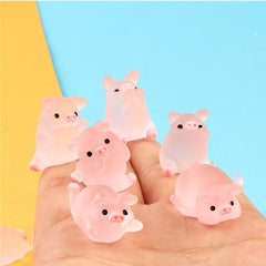 6pcs Mini Resin Luminous Pigs for DIY Christmas Party Decoration