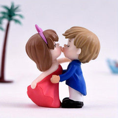 Marry Kissing Couple Ornaments Fairy Garden Decorations Set