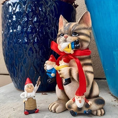 Naughty Cat With Gnome Prankster Cat Garden Statue Office Decoration