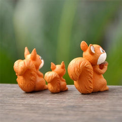 3pc Squirrel Family Figurines for Home Decor & Garden Ornaments