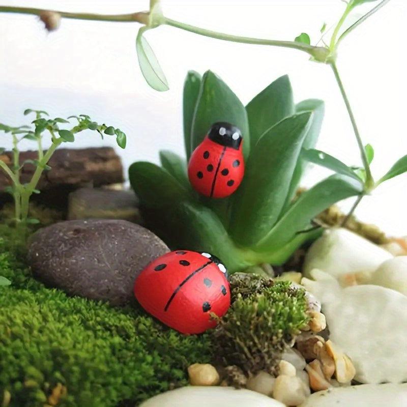 50pcs Wooden Ladybug Insect Craft Decor for Garden Plant Outdoor