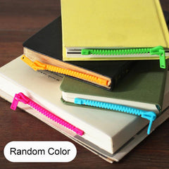 1pc Creative Zipper Bookmark Random
