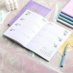 A5 English Weekly Planner with Starlight Design for Time Management