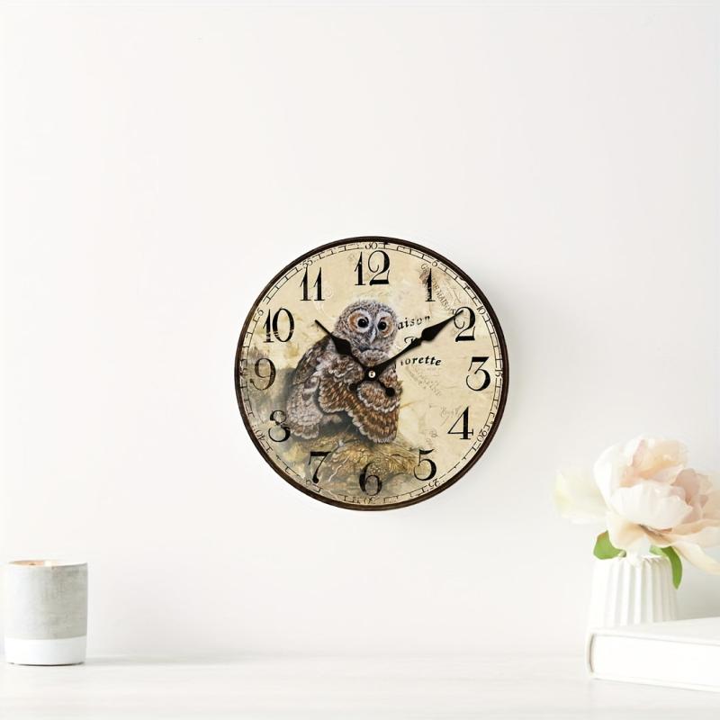 Hand-painted Owl Retro Round Clock Silent Home Decoration Art