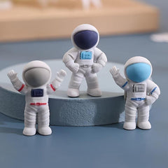 2pcs Spaceman Eraser Astronaut Shape Eraser Student Stationery Prize