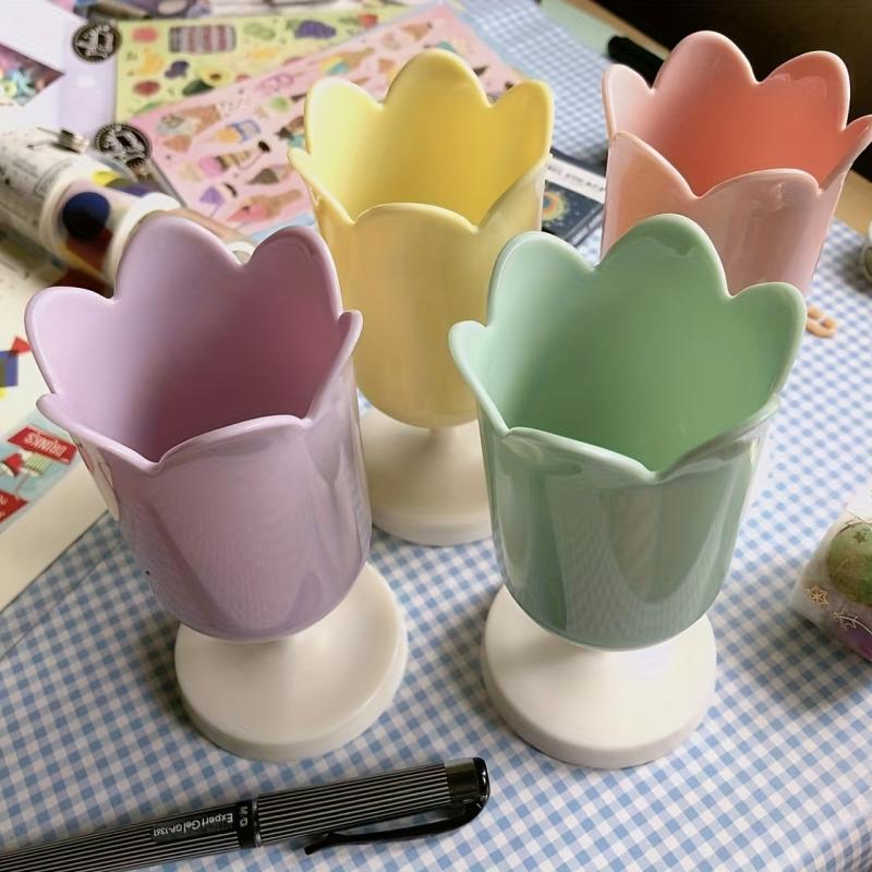 Cute Tulip Pen Holder Heart Shaped Storage Bucket