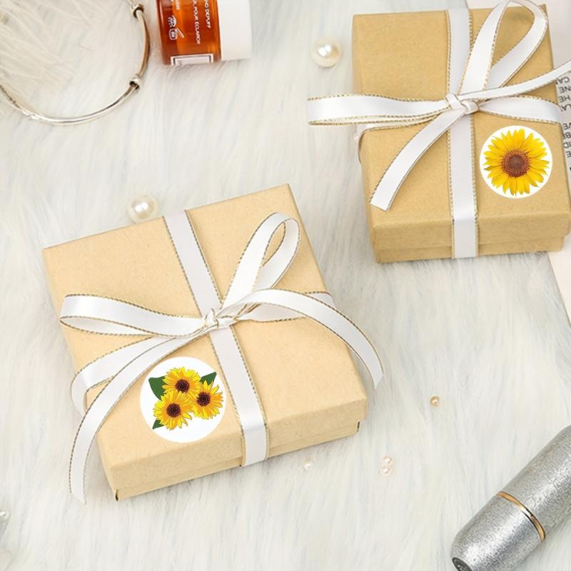 500pcs Sunflower Stickers 8 Patterns Perfect for Envelope Closure Candy Bag