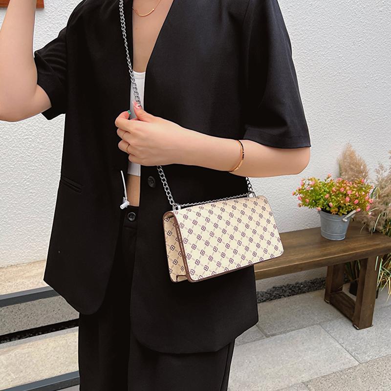 Chain Crossbody Bag Patent Leather Shoulder Bag Square Purse For Women