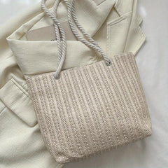 Straw Magnet Tote Bag with Plant Lace Cover