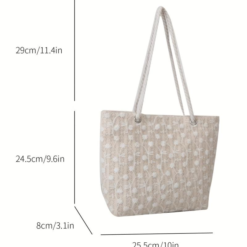 Straw Magnet Tote Bag with Plant Lace Cover