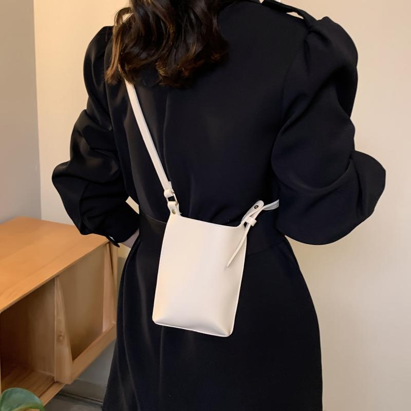 Minimalist Faux Leather Crossbody Purse for Women 7 4 5 5 2 3 Inch