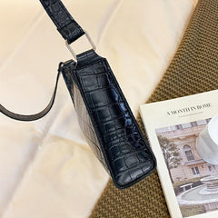 Crocodile Embossed Baguette Bag Solid Shoulder Bag All Match Underarm Bag