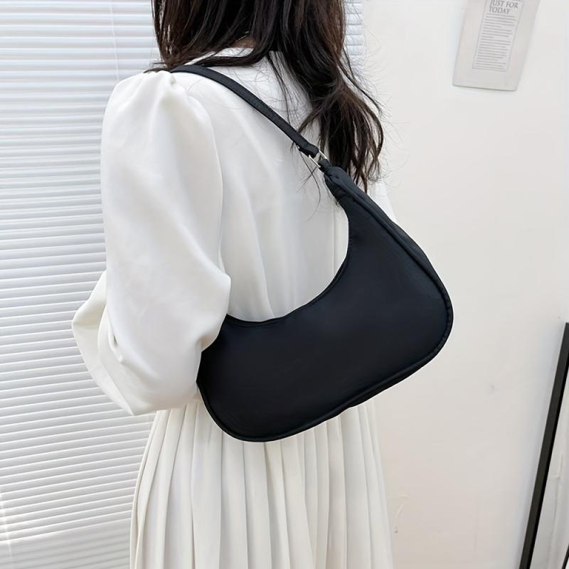 Stylish Shoulder Bag with Zipper - Minimalist Underarm Bag