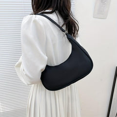 Stylish Shoulder Bag with Zipper - Minimalist Underarm Bag