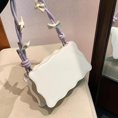 Weave Trim Shoulder Bag Y2K Heart & Bow Decor Handbag