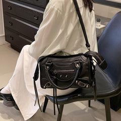 Stylish Motorcycle Shoulder Bag Zipper Crossbody Bag Portable Storage