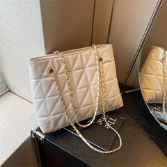 Quilted Argyle Pattern Shoulder Bag with Chain Strap