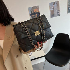 Quilted Chain Crossbody Bag Square Bag Messenger Bag
