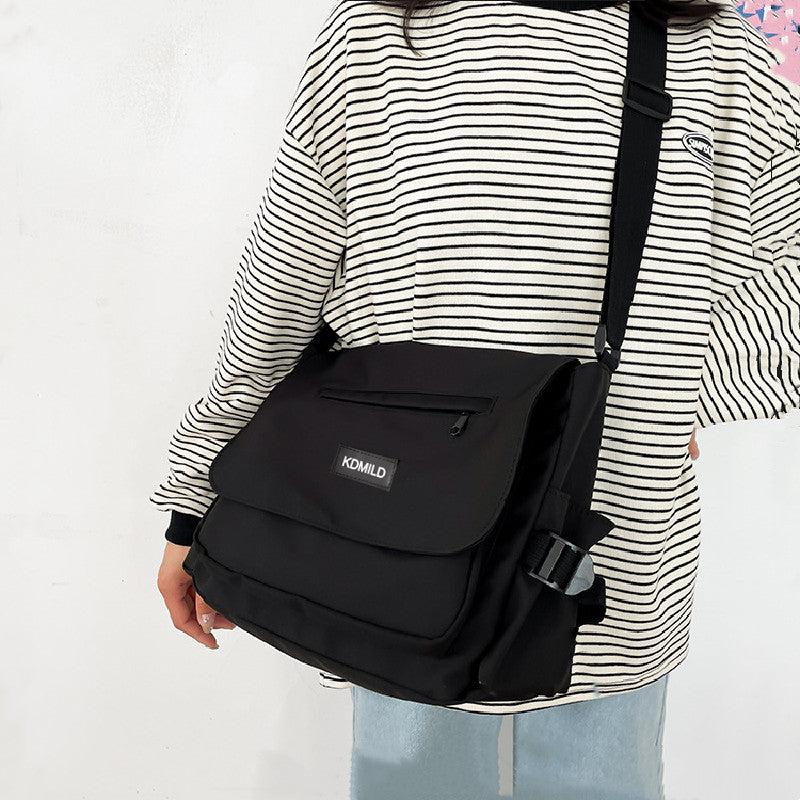 Large Capacity Nylon Messenger Bag for Travel