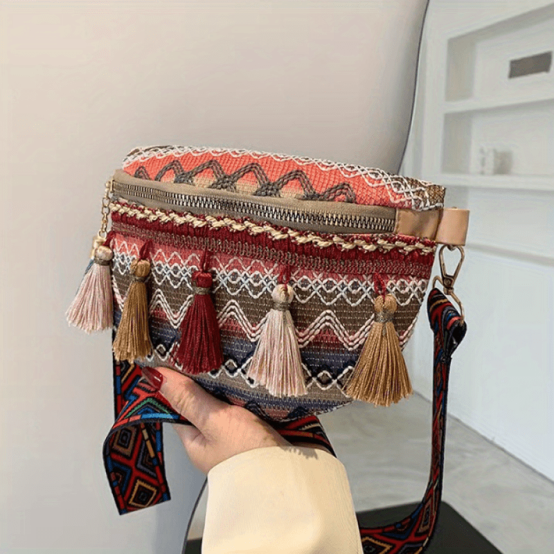 Boho Embroidered Crossbody Bag Vintage Style Chest Bag Women's Boho Bag