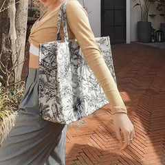 Jungle Animal Plant Graphic Tote Bag Large Capacity Canvas Shoulder Bag