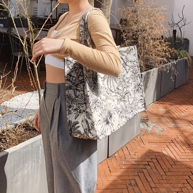 Jungle Animal Plant Graphic Tote Bag Large Capacity Canvas Shoulder Bag